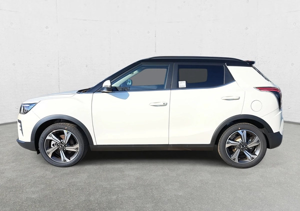SsangYong Tivoli cena 96299 przebieg: 1, rok produkcji 2023 z Końskie małe 121